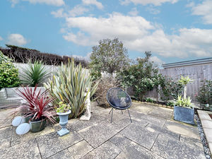 Photo 18- click for photo gallery